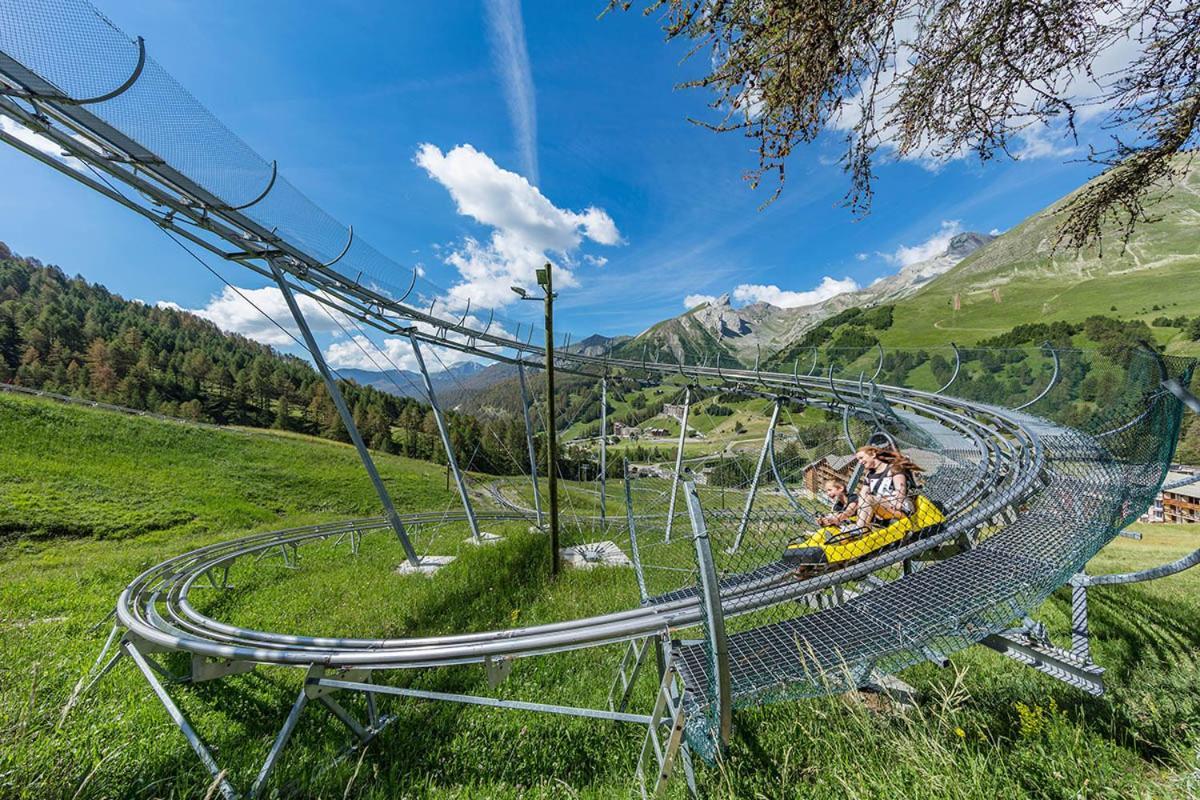 Hotel Plein Soleil Allos Eksteriør billede