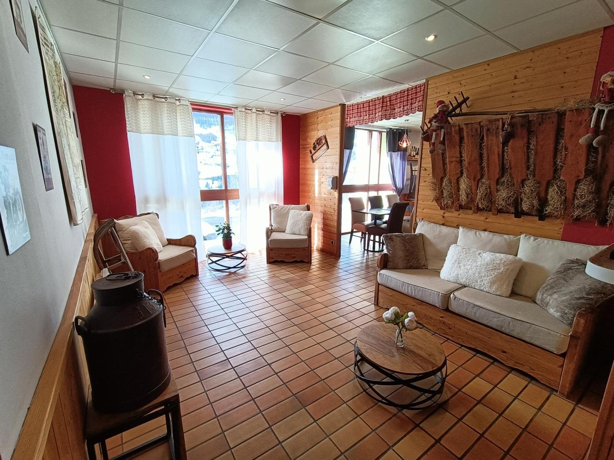 Hotel Plein Soleil Allos Eksteriør billede